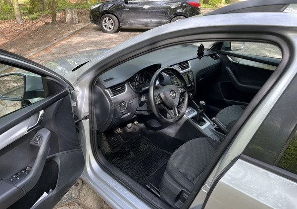 Skoda Octavia cena 33000 przebieg: 223940, rok produkcji 2015 z Tłuszcz małe 67